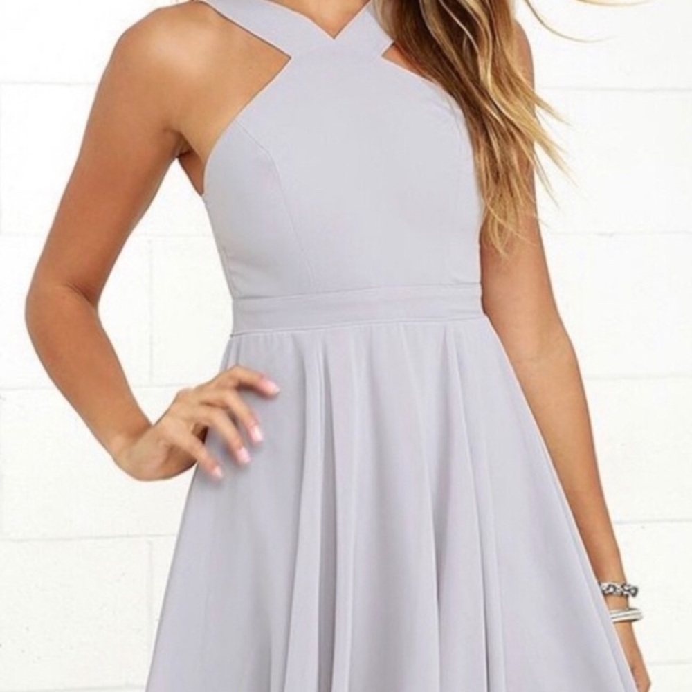 Lulu’s Gray Sleeveless Chiffon Light Gray Mini Dress EUC
